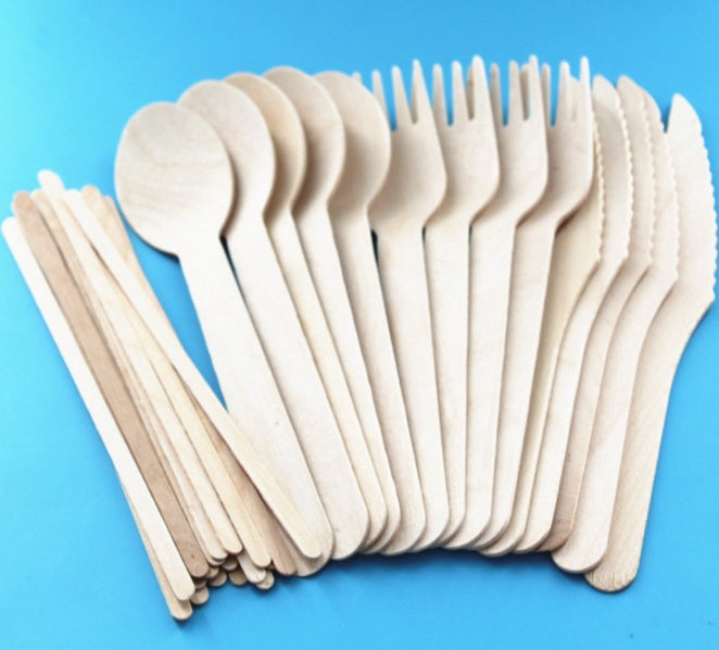 50pcs disposable wooden spoons for parties, picnics, and catering – eco-friendly biodegradable natural cutlery.

