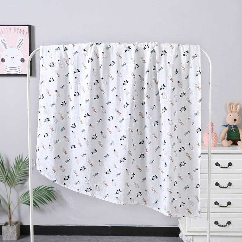Soft double-layer gauze baby bath towel 110×120cm – absorbent and breathable towel for infants and toddlers.
