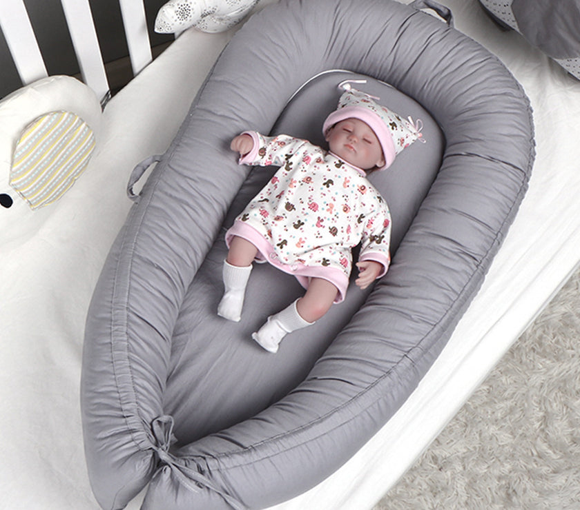 New solid color crib bed