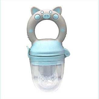Baby fruit and vegetable feeder with silicone teether, ideal for feeding solids and soothing gums.
