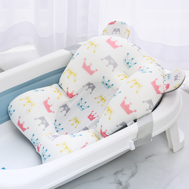 Soft adjustable baby bath net for newborns – suspended design for safety and comfort during bath time.
