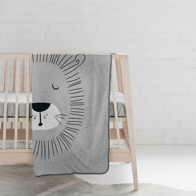 Soft and breathable gauze baby cotton bath towel blanket, lightweight and 110x110cm – ideal for newborn summer use.

