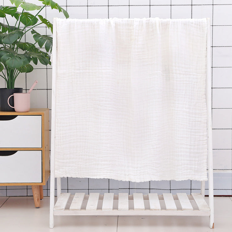 Pink cotton baby bath towel featuring a soft six-layer seersucker quilt design, ideal for delicate baby skin and fast drying.