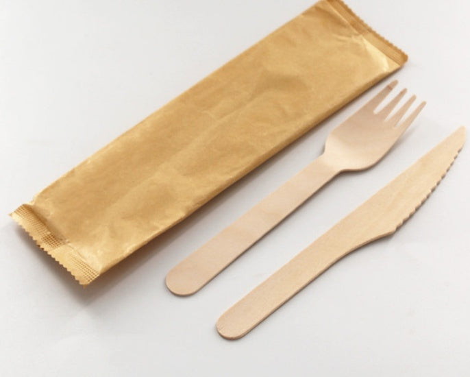 50pcs disposable wooden spoons for parties, picnics, and catering – eco-friendly biodegradable natural cutlery.
