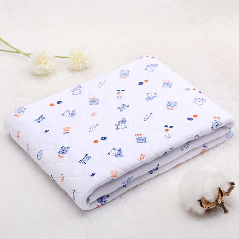 Cotton hooded baby blanket in white with cartoon bear print, ideal for summer and spring use. Soft space cotton quilt, 80x75CM size.