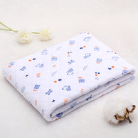 Cotton hooded baby blanket in white with cartoon bear print, ideal for summer and spring use. Soft space cotton quilt, 80x75CM size.