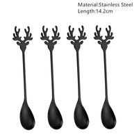 Festive Merry Christmas party spoons for holiday dinners and table decorations – red and green Xmas-themed cutlery.
