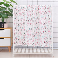 Pineapple print cotton baby bath towel with soft six-layer seersucker quilt, perfect for quick drying and baby comfort.